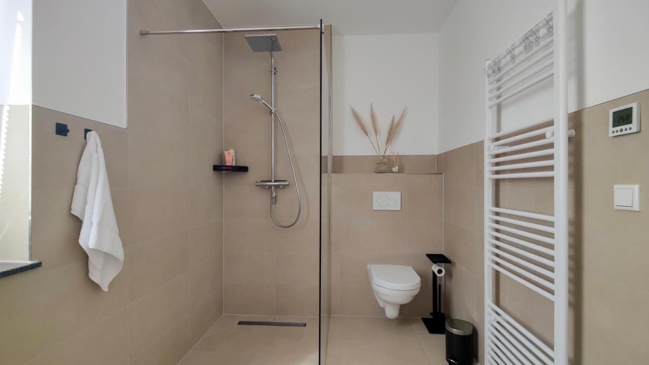 Hygge Home - Mit Garten Und Stellplatz Fuer Feriengaeste-, Monteure / Netflix / 10 Min. Zur Sinsheim Therme Und Zur Autobahn Exteriér fotografie